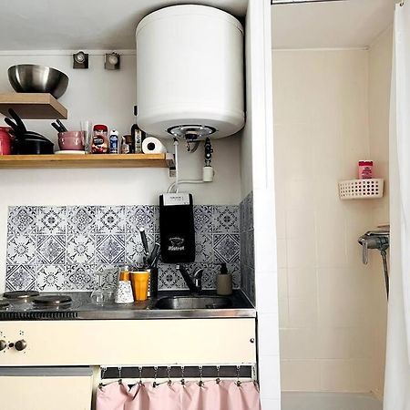 Cute Marais Private Studio For 2 Paris Exterior photo