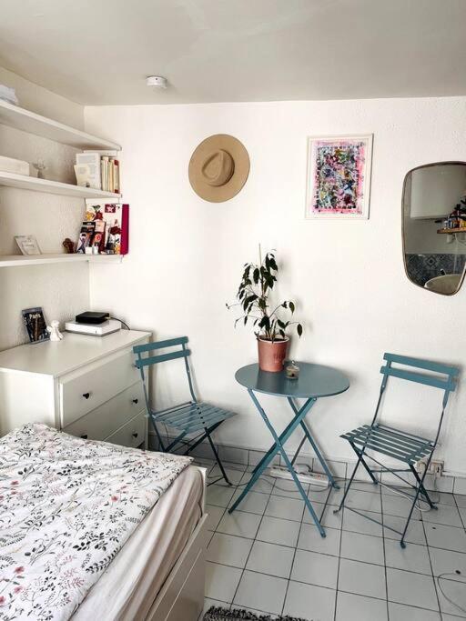 Cute Marais Private Studio For 2 Paris Exterior photo